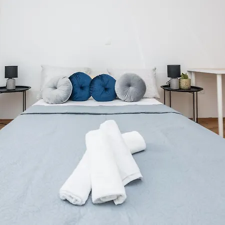 Cosy Near The Sport Center And Exercise Park Visnjik - Apartman Zadar