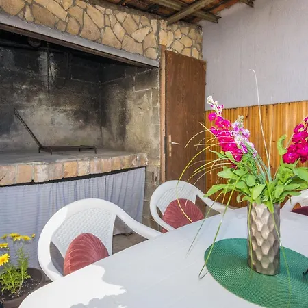 Apartman Cosy Near The Sport Center And Exercise Park Visnjik -